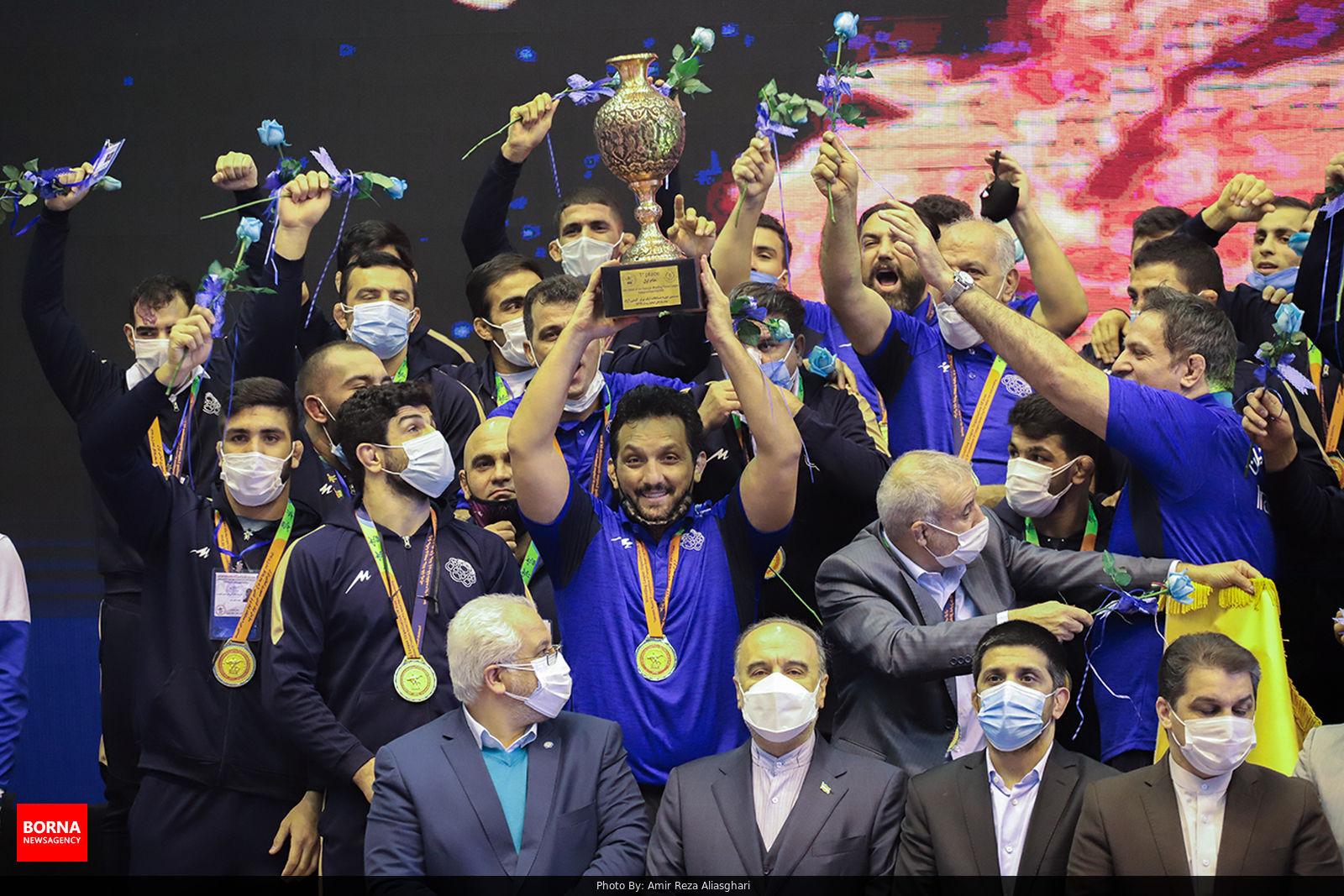 مسابقات قهرمانی تیم کشتی آزاد بازار بزرگ ایران