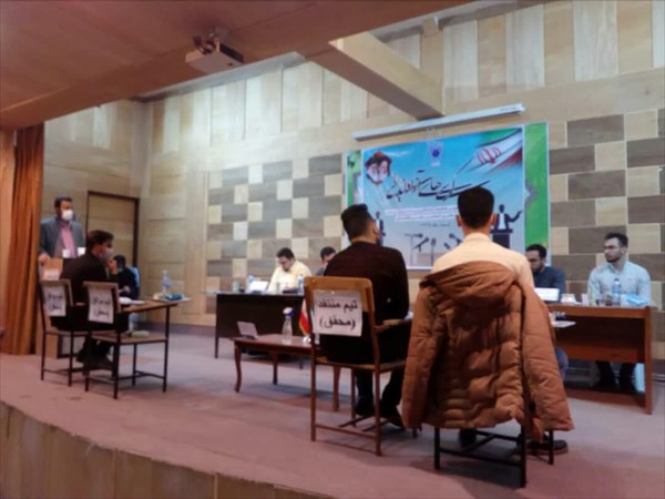 جزئیاتی از رویداد ملی کرسی‌های آزاداندیشی در دانشگاه آزاد اسلامی خراسان جنوبی