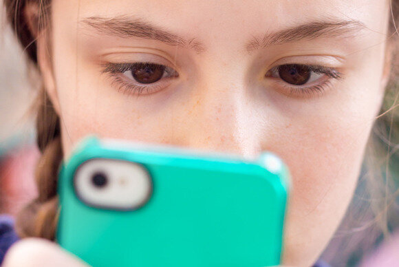 رمز تلفن همراه نوجوان حریم خصوصی او محسوب نمی‌شود/ "کنکاش" در چت‌های فرزندان؛ ممنوع