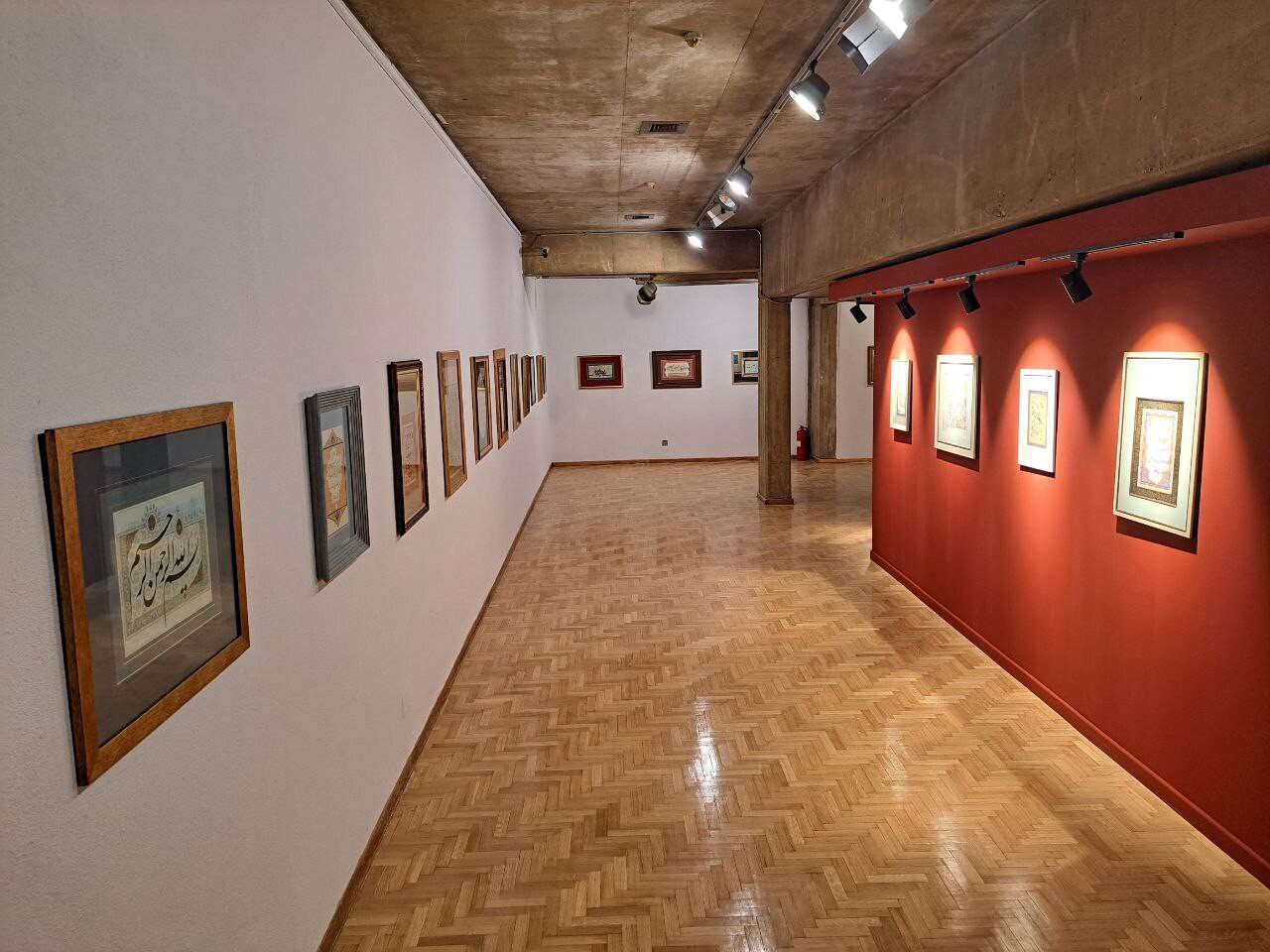 نمایشگاه تخصصی هنرهای قرآنی، «روایت باران» در فرهنگسرای نیاوران گشایش یافت