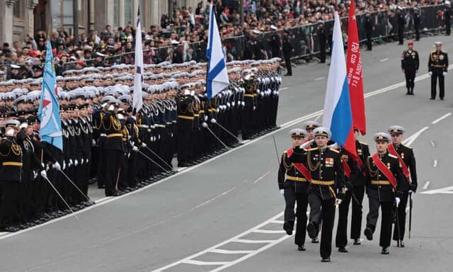 رژه «روز پیروزی» در میدان سرخ مسکو/ پوتین: روسیه به کسی اجازه نخواهد داد ما را تهدید کند